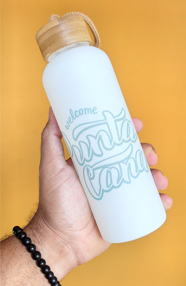 Botella de vidrio blanco con tapa de bambú 20oz